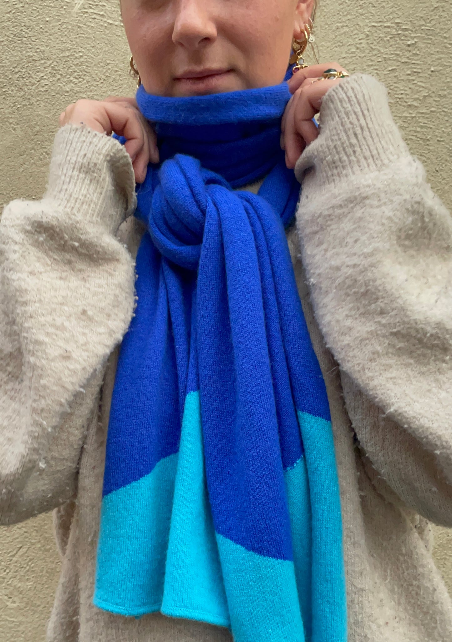 Azzura cashmere and merino wool scarf